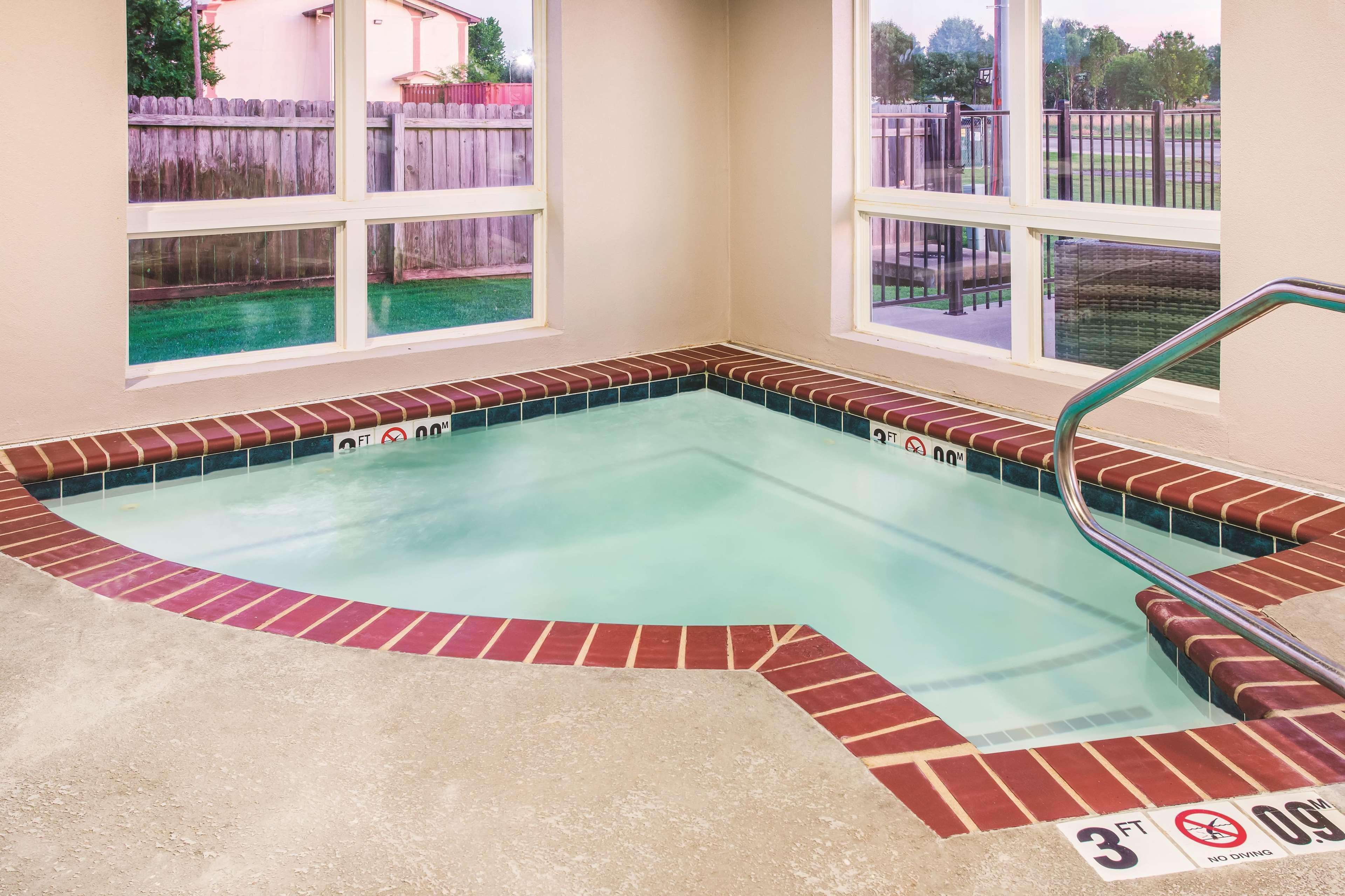 La Quinta By Wyndham Russellville Ngoại thất bức ảnh