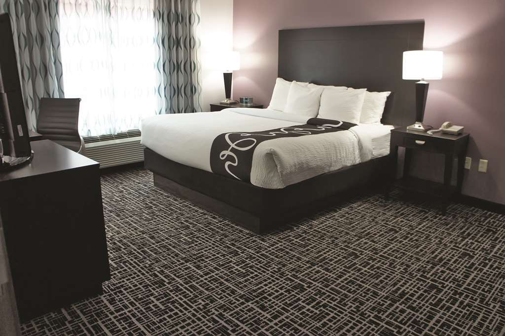 La Quinta By Wyndham Russellville Phòng bức ảnh