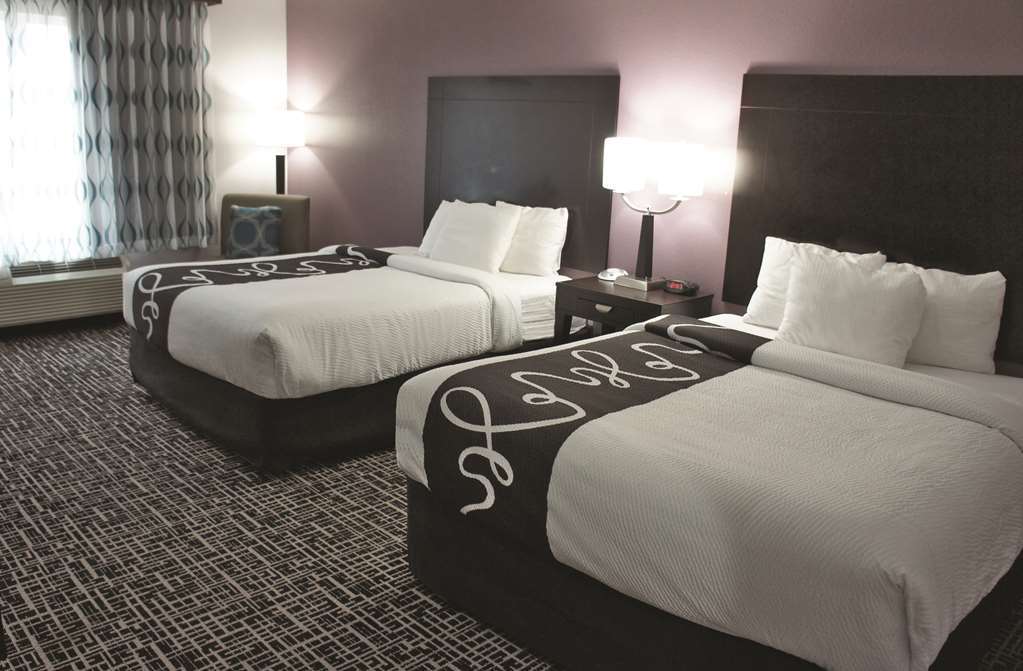 La Quinta By Wyndham Russellville Phòng bức ảnh